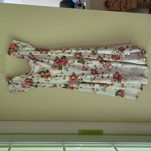 Ardene  Size Medium Floral Dress